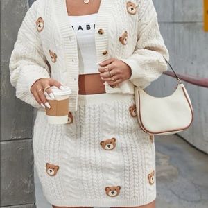 Plus size bear love skirt set